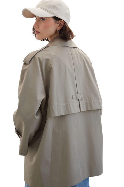 Oversized Kurzer Trenchcoat Salbeigrün