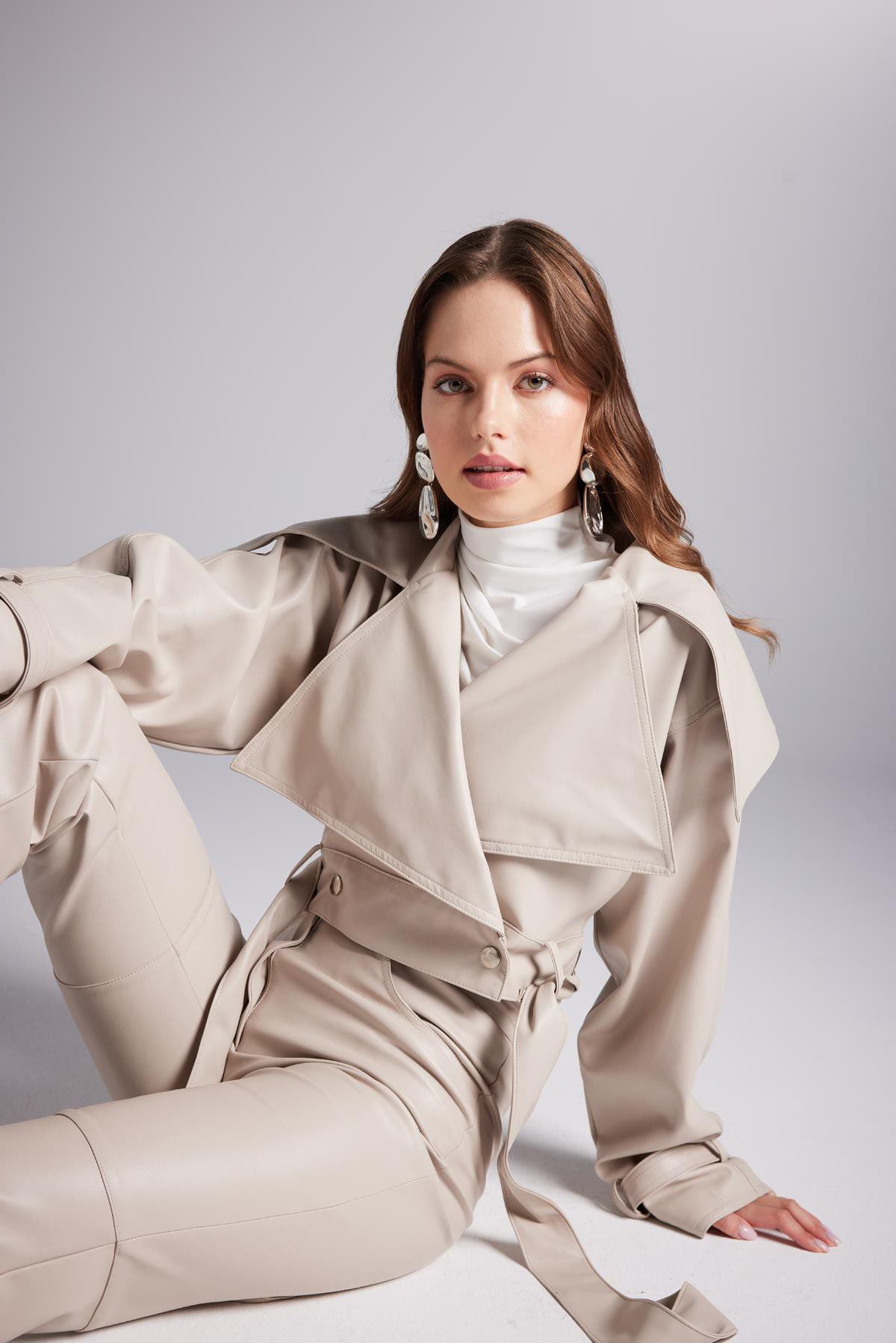 Neeko Veloursjacke mit Gürtel