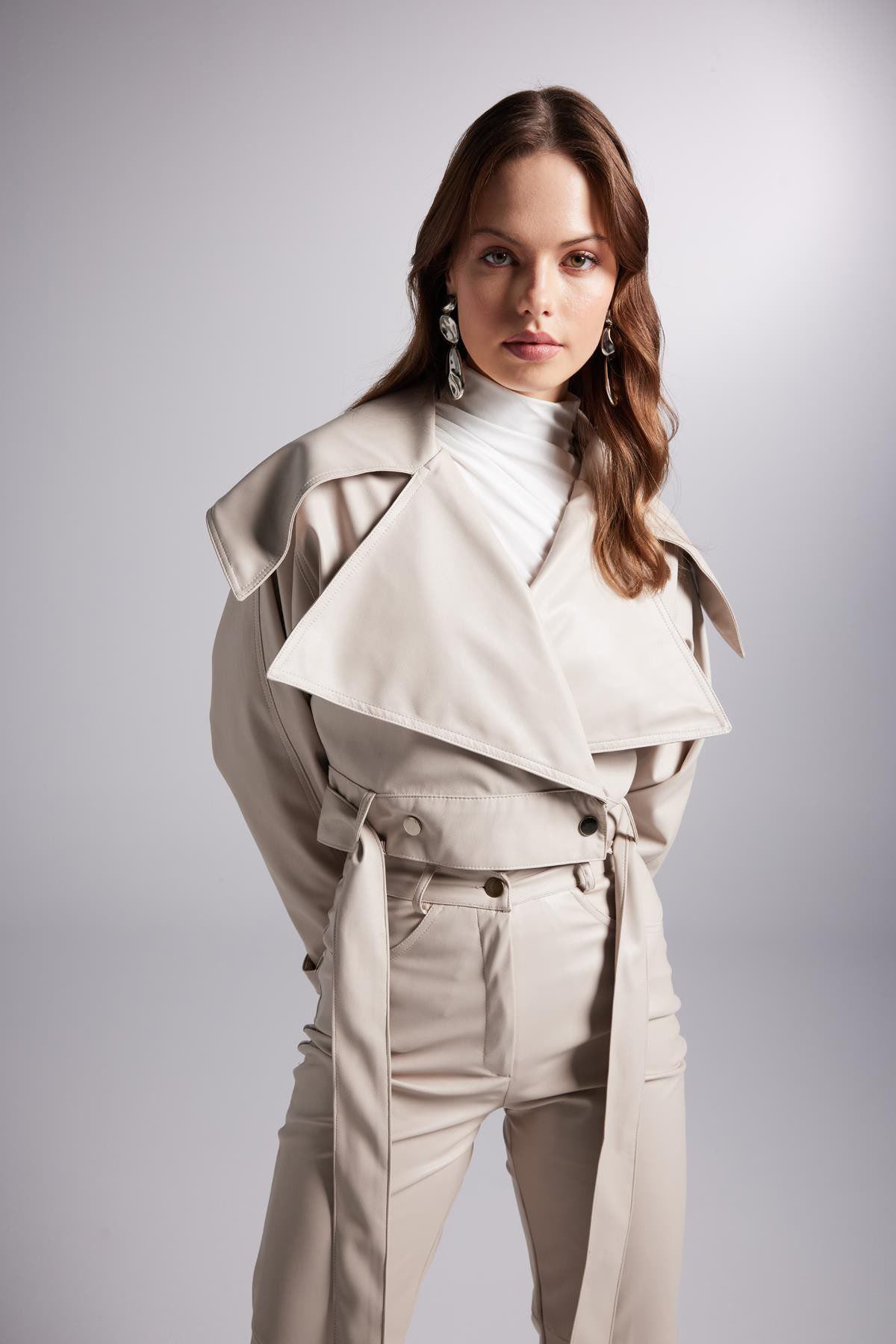Neeko Veloursjacke mit Gürtel