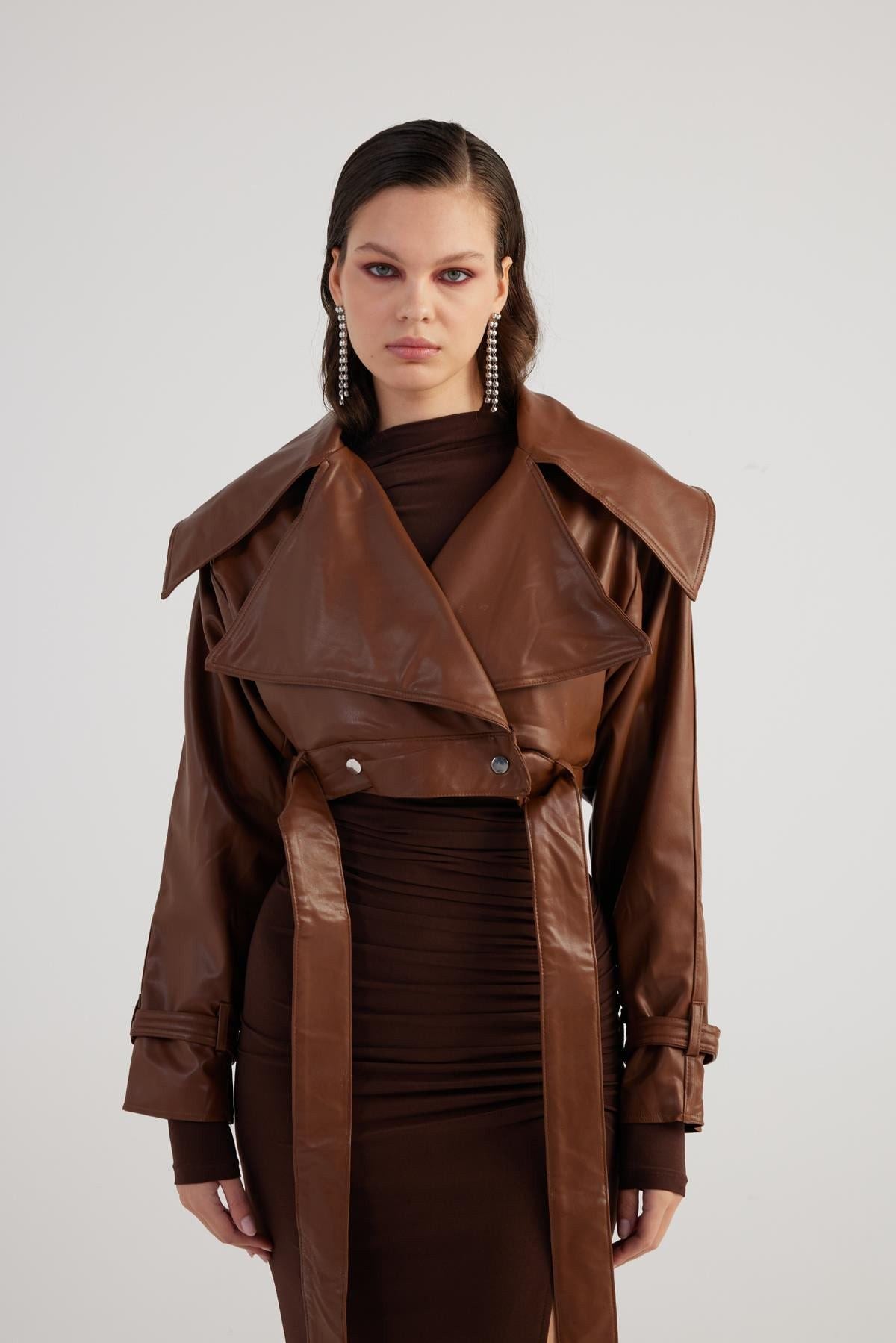 Neeko Veloursjacke mit Gürtel