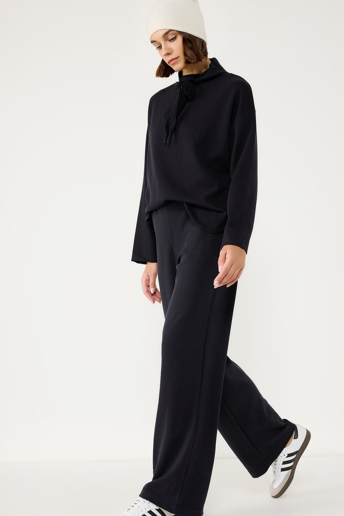 Baumwollhose mit weitem Bein