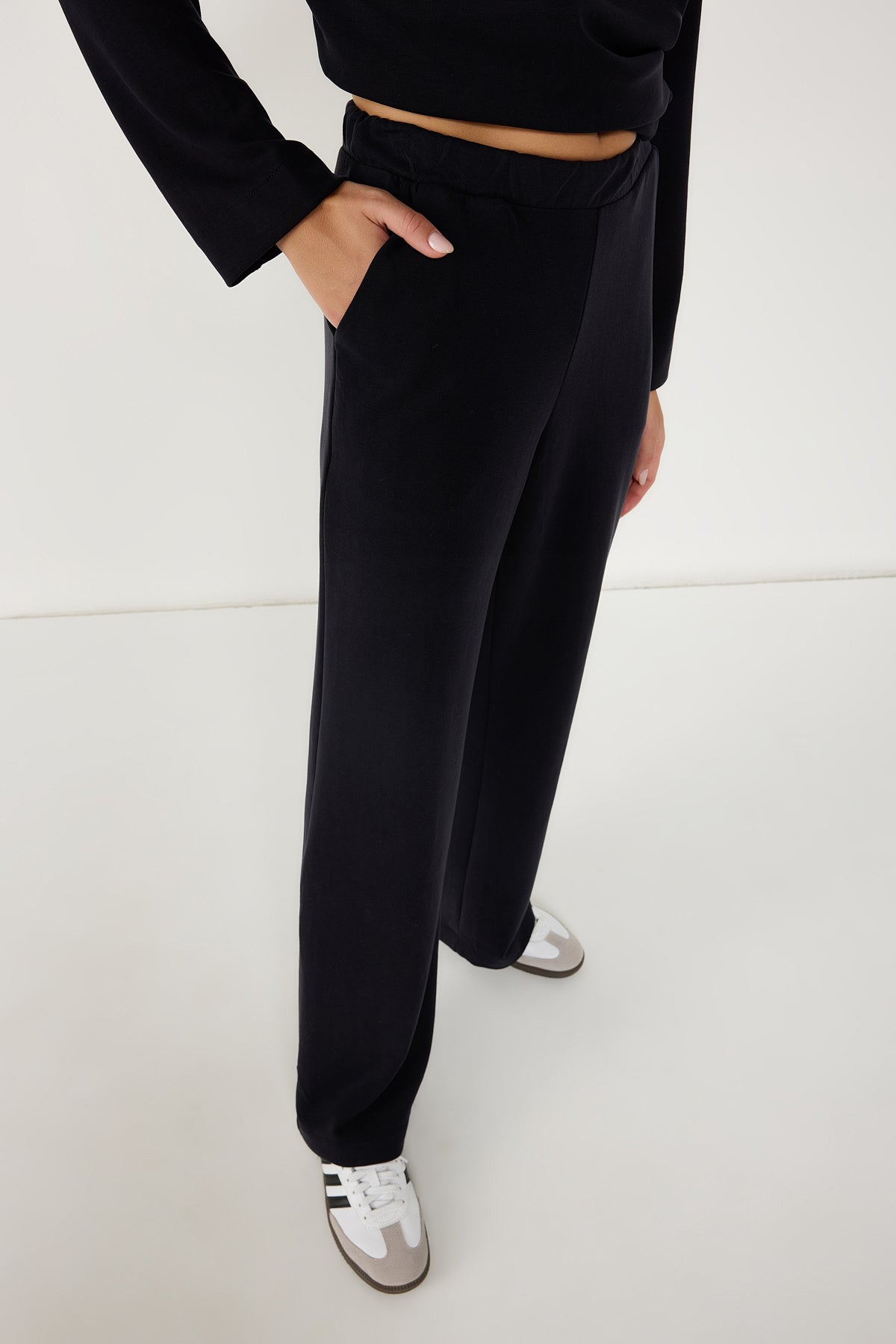 Baumwollhose mit weitem Bein