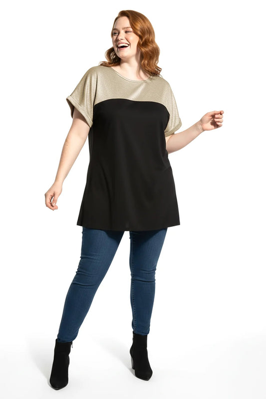 Glänzendes, strukturiertes T-Shirt