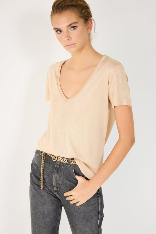 Glänzendes Basic-T-Shirt mit V-Ausschnitt