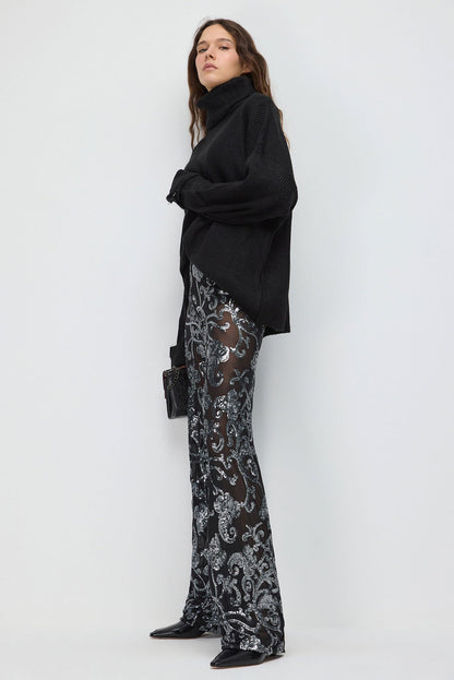 Paillettenbesetzte Hose mit weitem Bein