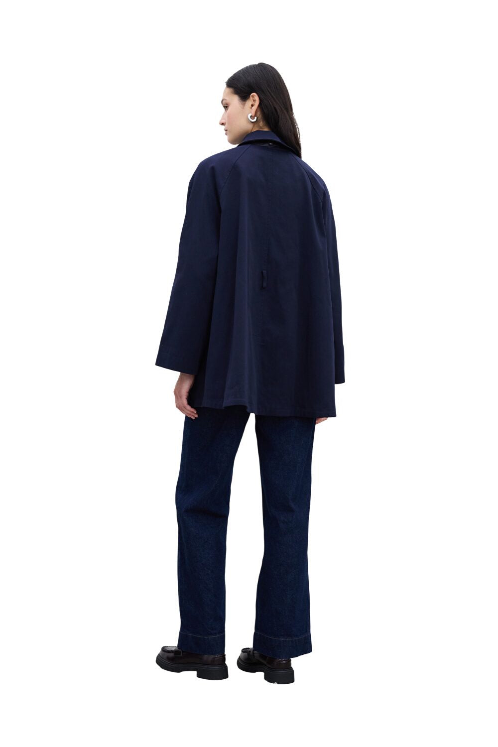 Trenchcoat mit Cape-Details in Kamel