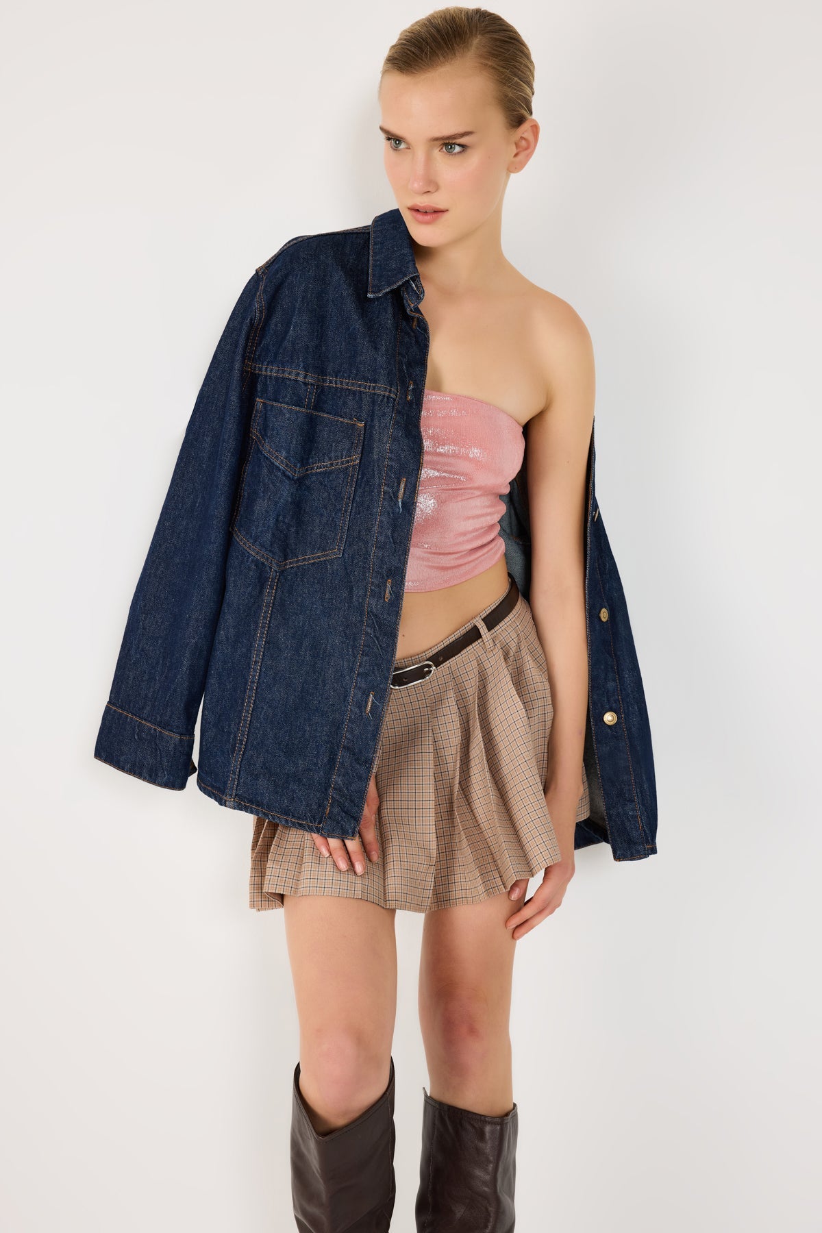 Trägerloses Crop-Top