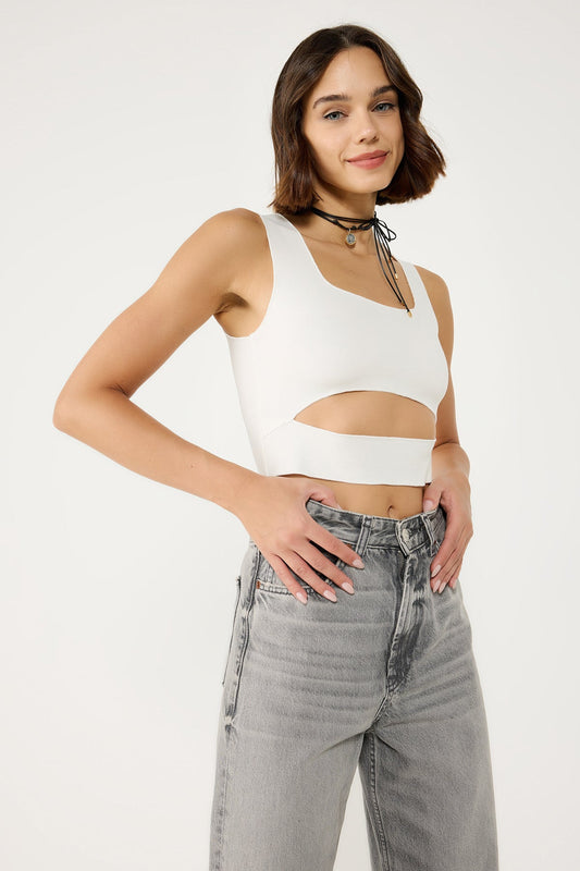 Basic-Top mit Fensterdetails aus Stretch-Strick