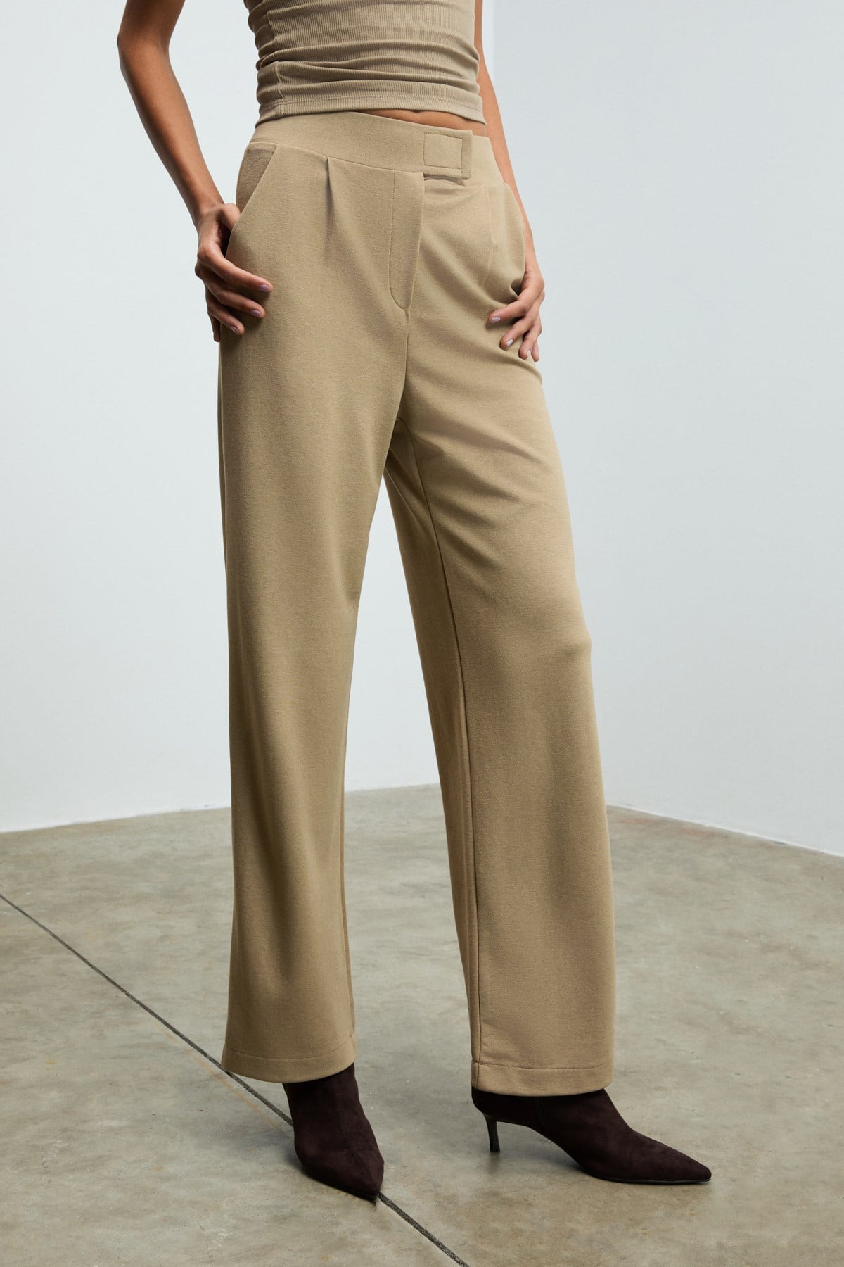 PHALIERA Damen Stretch Relaxed Hose