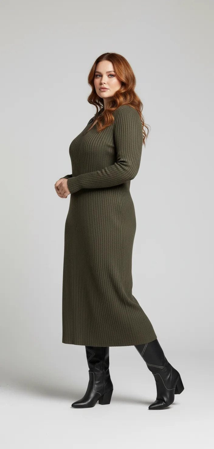 Geripptes Midikleid mit Polokragen