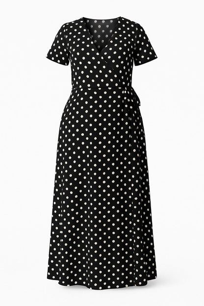 Langes Kleid mit Polka-Dots und Gürtel