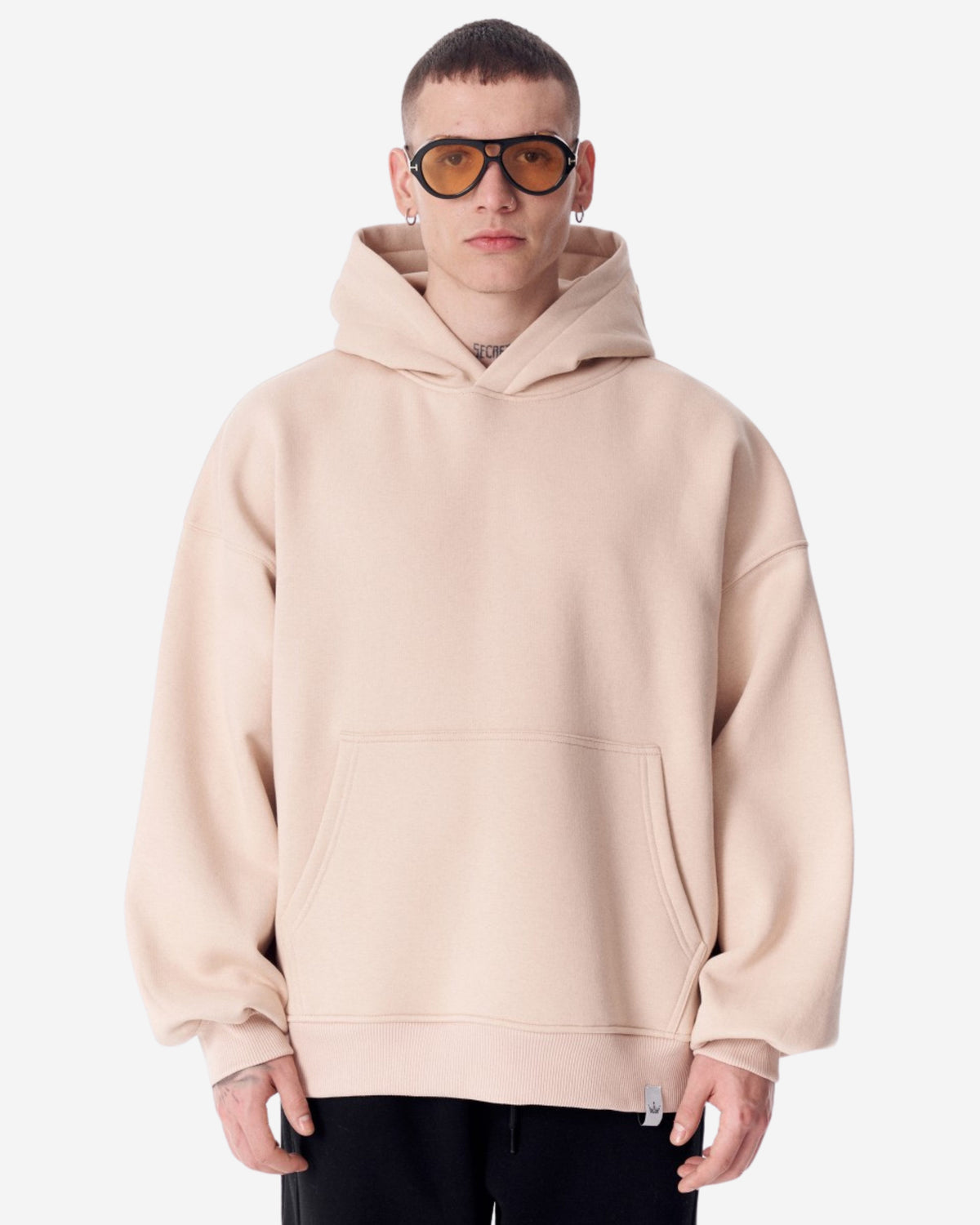 Großer Beiger Kapuzenpullover mit Puffkapuze
