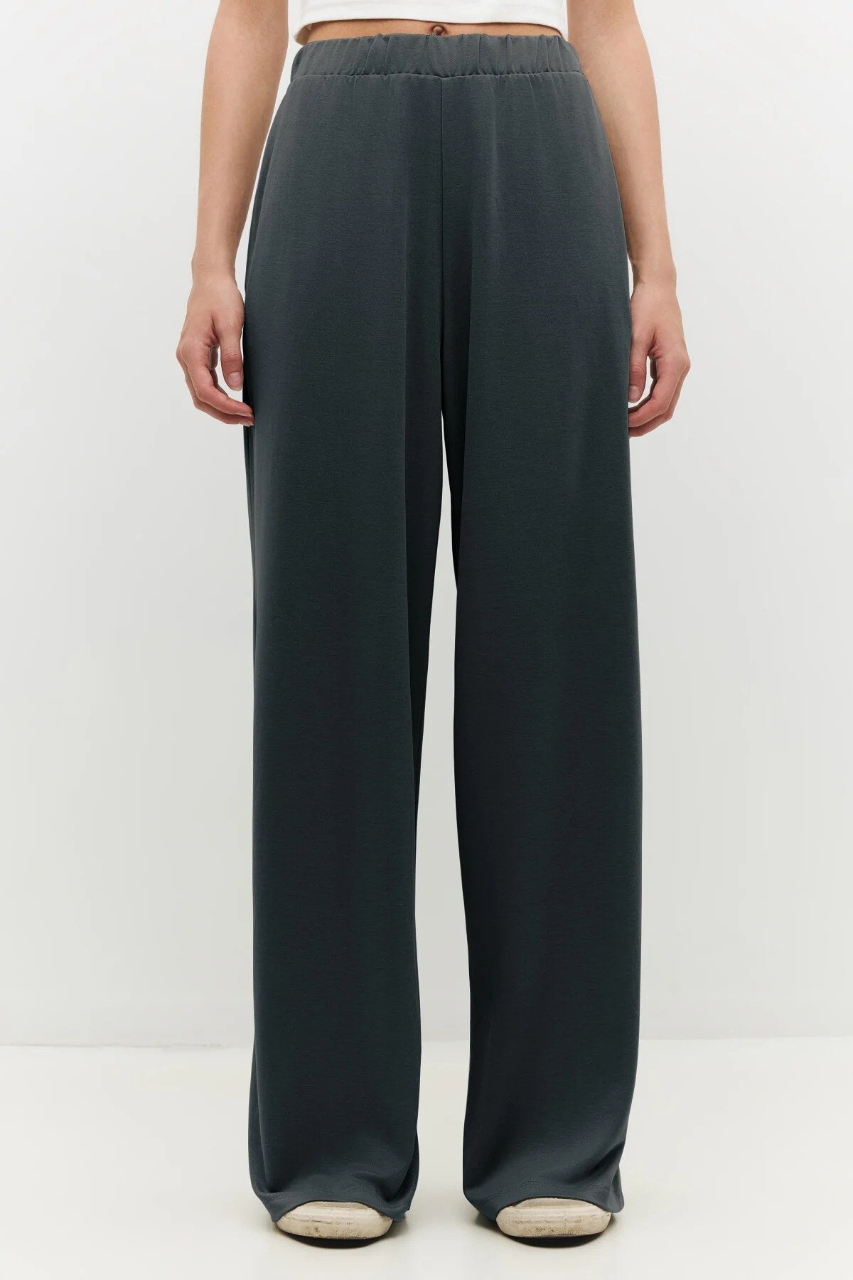Bequeme, weite Hose mit elastischem Bund