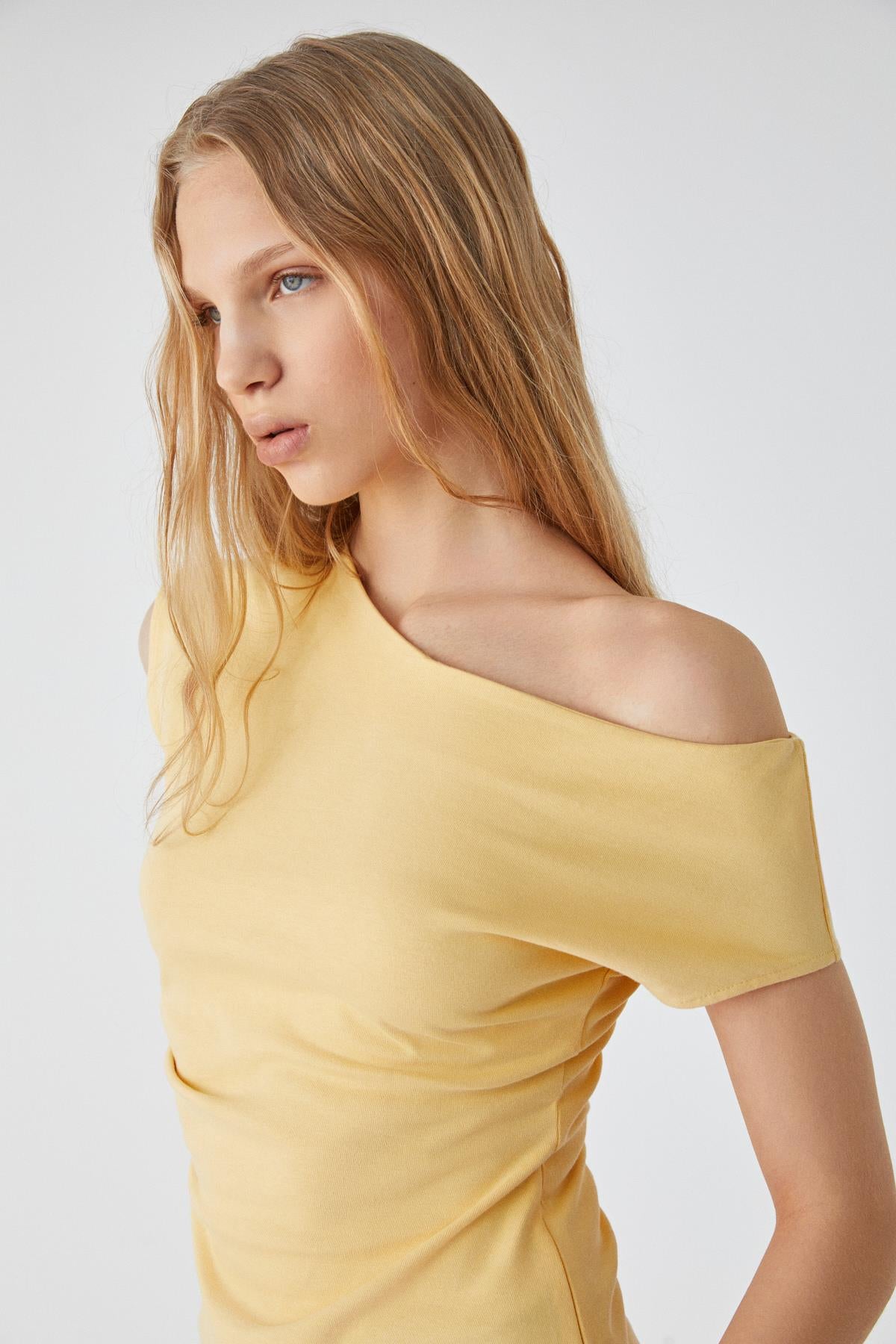 GRIMELANGE REHINGA Damen Asymmetrische Bluse Gelb