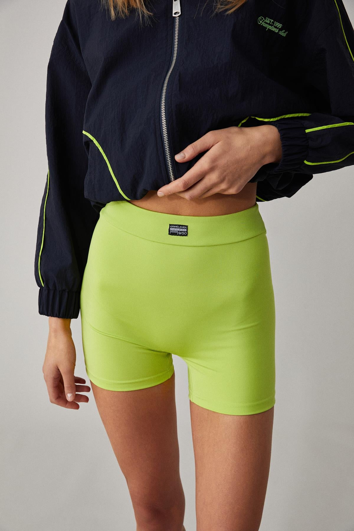 ETHIQUET REZINA Damen Slim High-Waist-Shorts Pistaziengrün