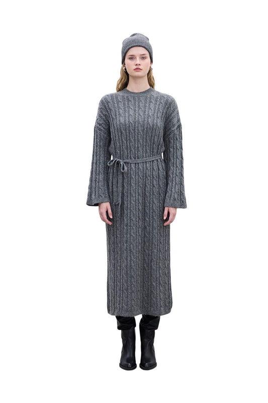 GEFLOCHTENES STRICKKLEID, SCHWARZ