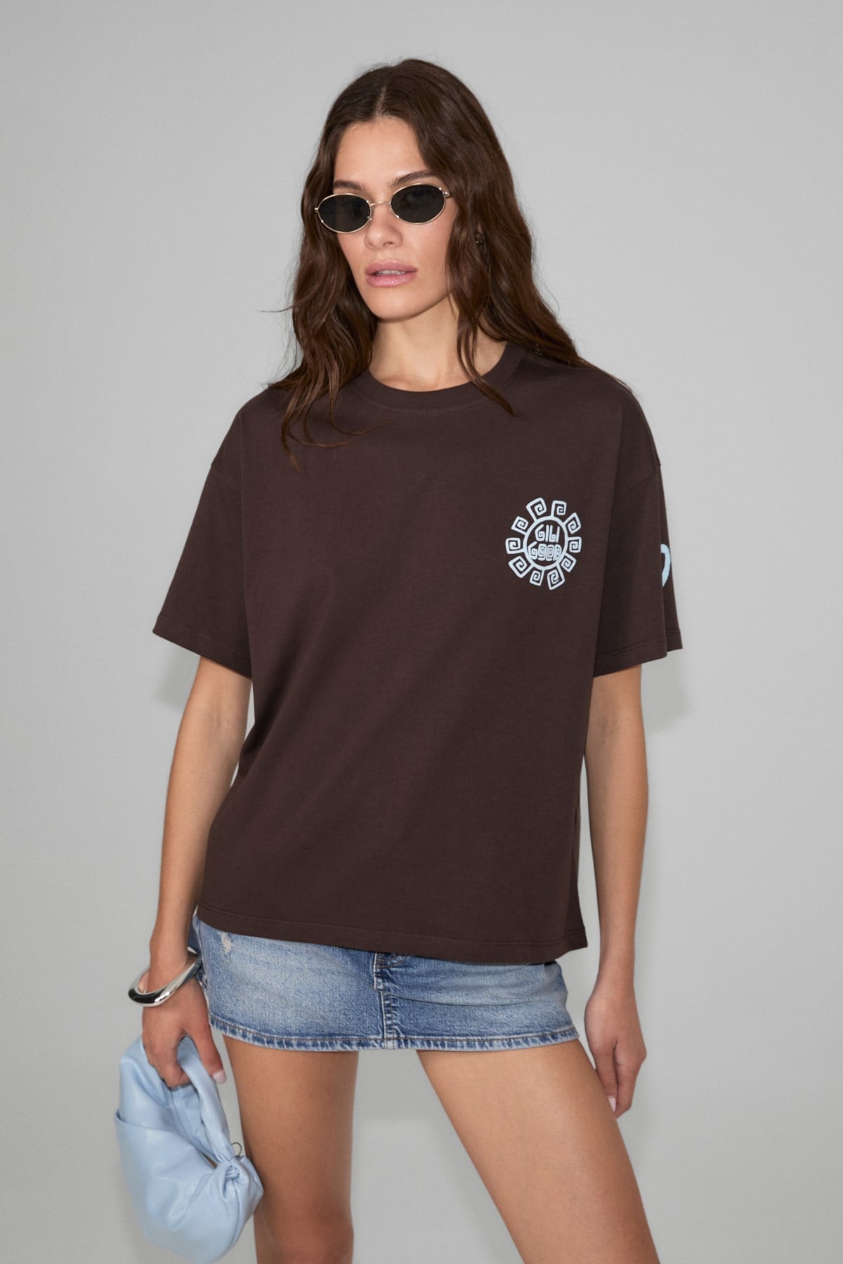 GRIMELANGE Sahara Bio-Baumwoll T-Shirt mit Print Braun