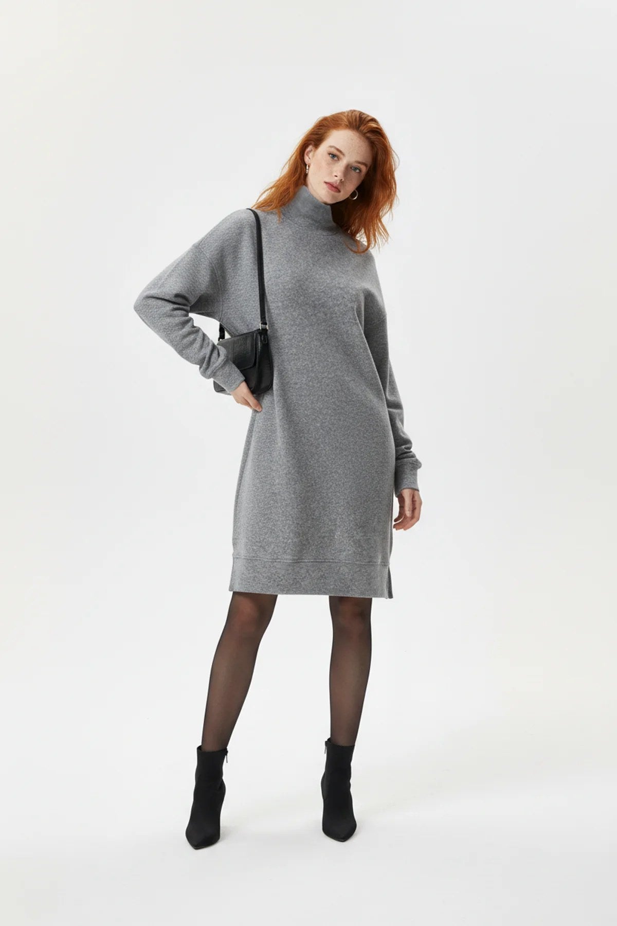 Bürstkleid mit langen Ärmeln