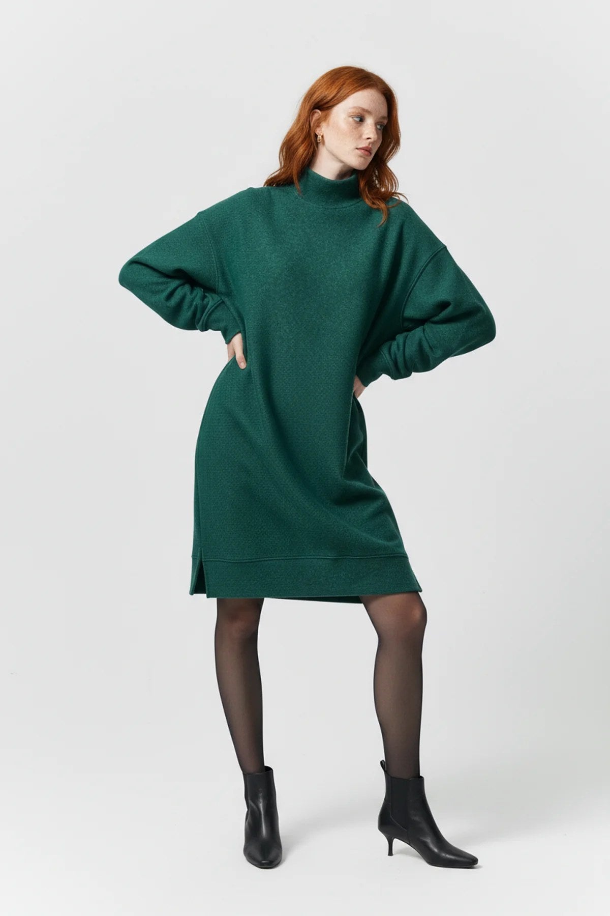 Bürstkleid mit langen Ärmeln