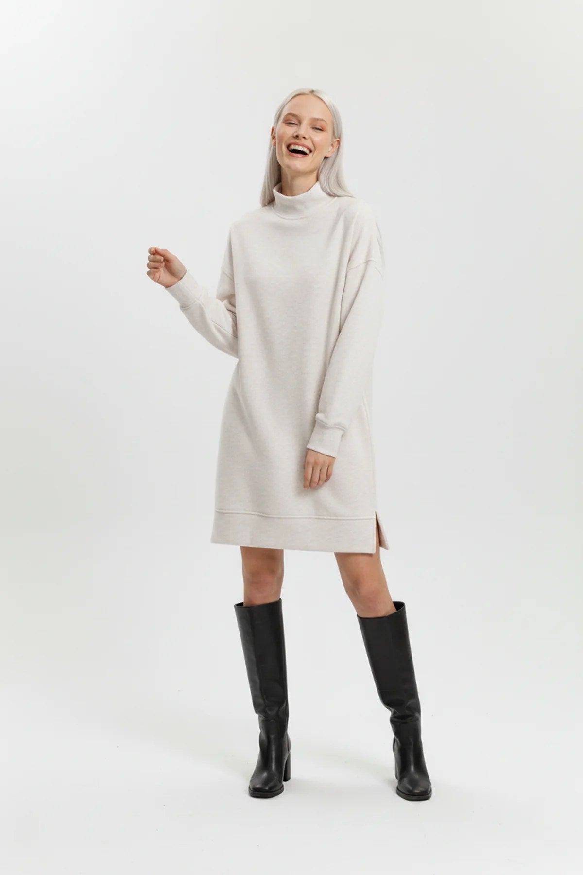 Bürstkleid mit langen Ärmeln