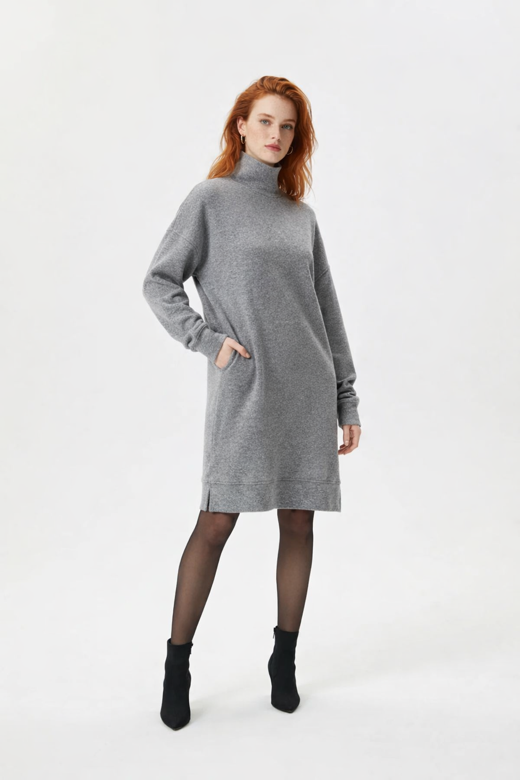 Bürstkleid mit langen Ärmeln