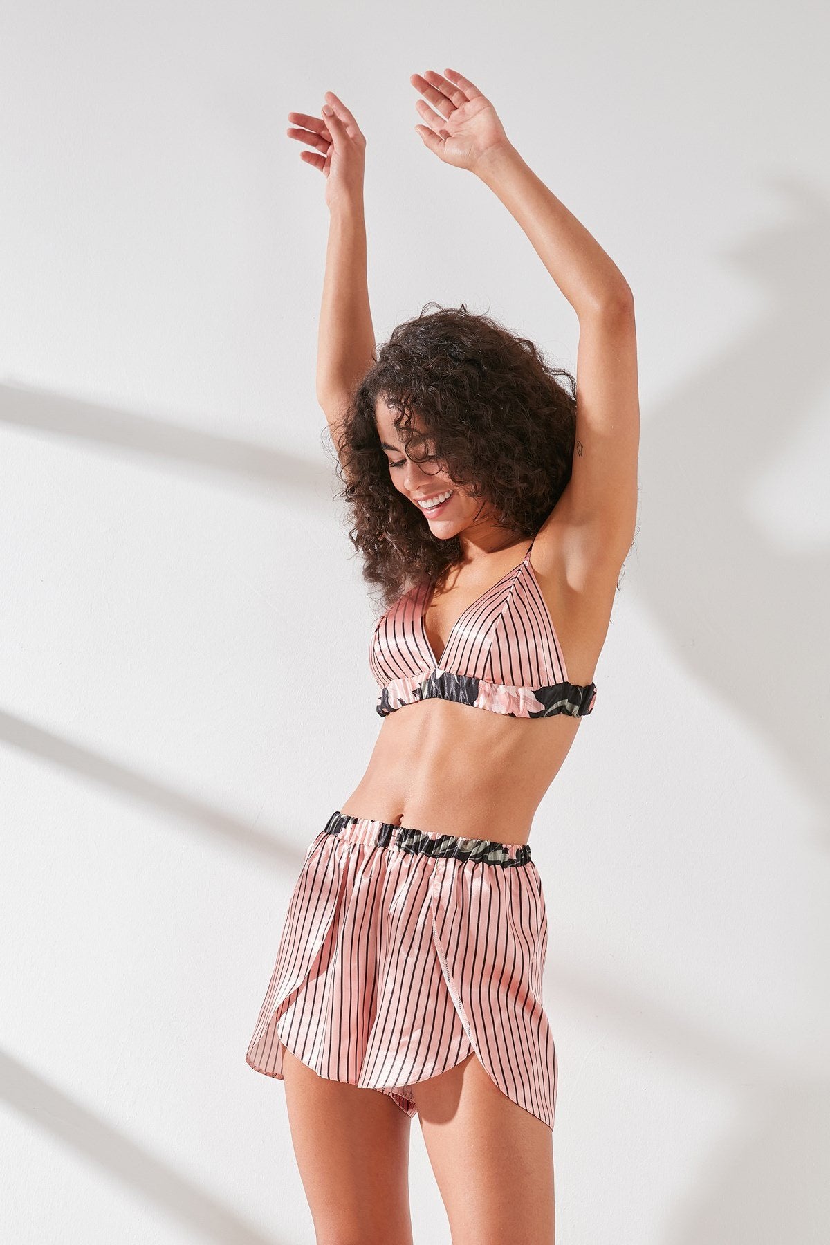 Satin-Bralette & Shorts-Set