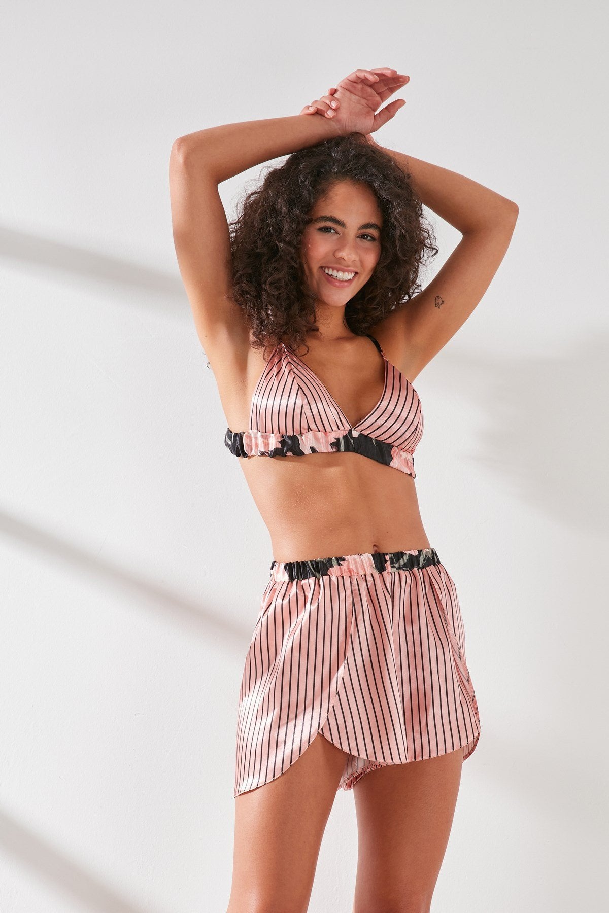 Satin-Bralette & Shorts-Set