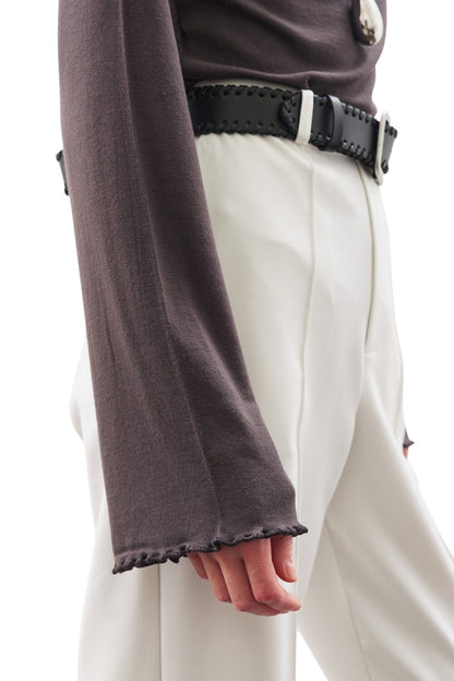SCHWARZE ROLLKRAGENBLUSE