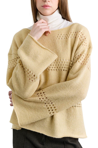 SCHWARZER PULLOVER MIT ABLAGE-STRICKMUSTER