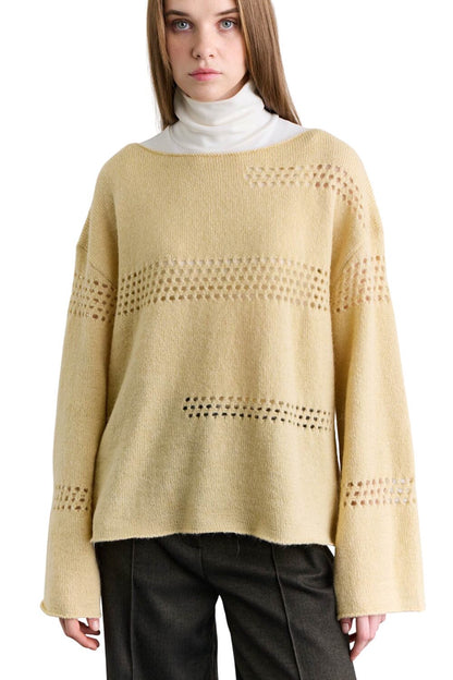 SCHWARZER PULLOVER MIT ABLAGE-STRICKMUSTER