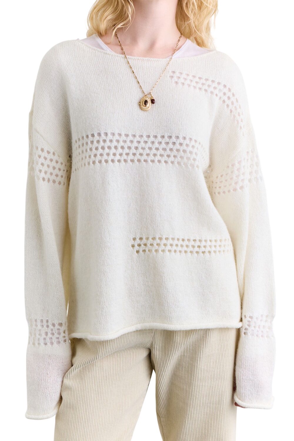 SCHWARZER PULLOVER MIT ABLAGE-STRICKMUSTER