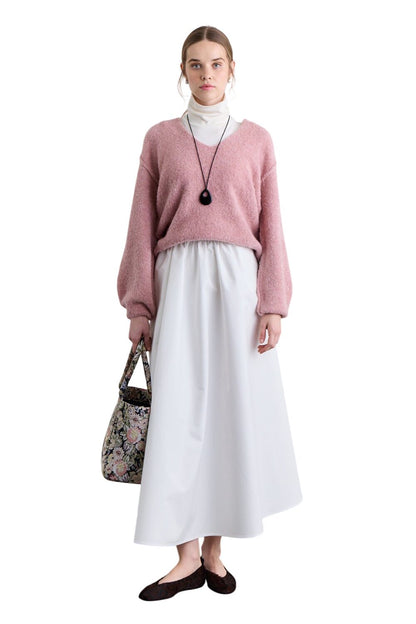 SCHWARZER PULLOVER MIT WEICHER STRUKTUR