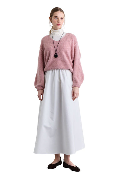 SCHWARZER PULLOVER MIT WEICHER STRUKTUR