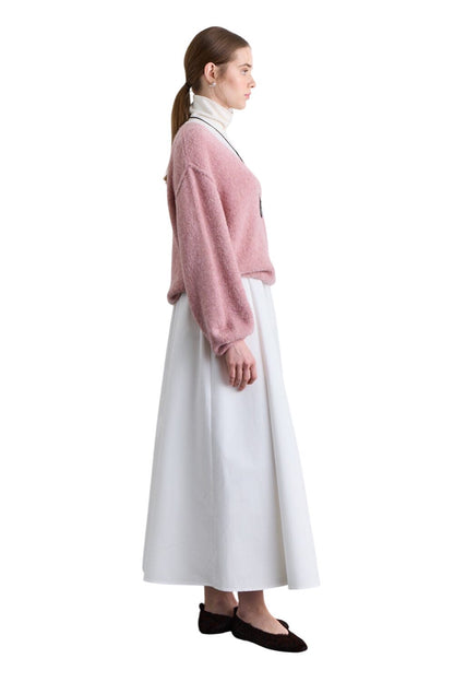 SCHWARZER PULLOVER MIT WEICHER STRUKTUR