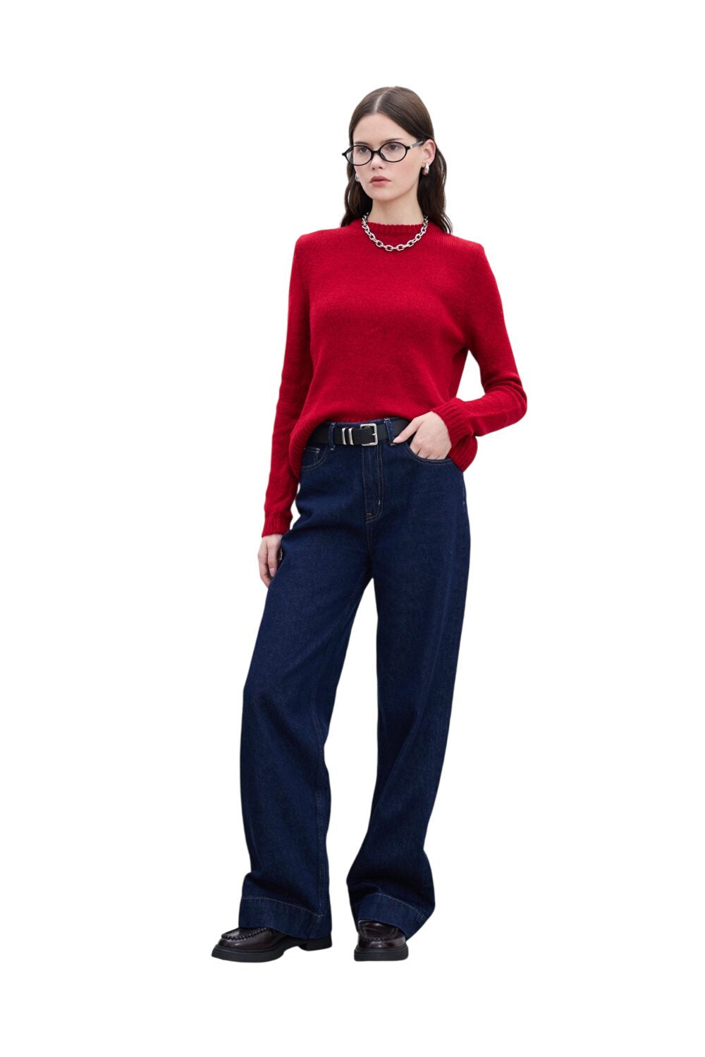 Schwarzer Strickpullover mit Kragen