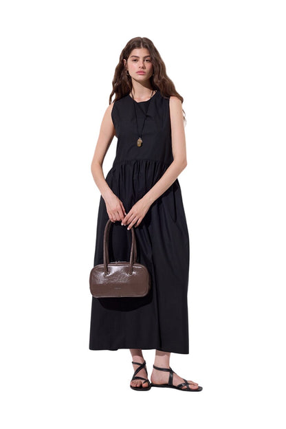 Schwarzes Popelinekleid mit verstellbarem Gürtel