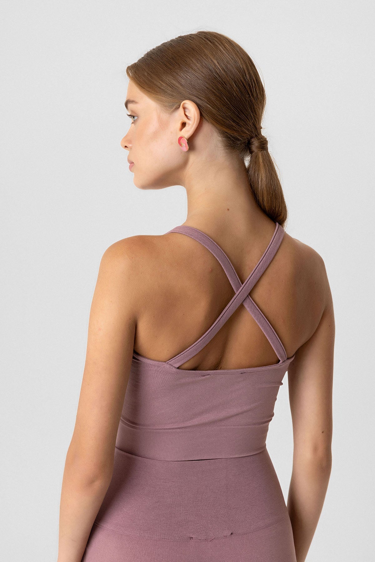 Nahtloses Crossbody-Crop-Top