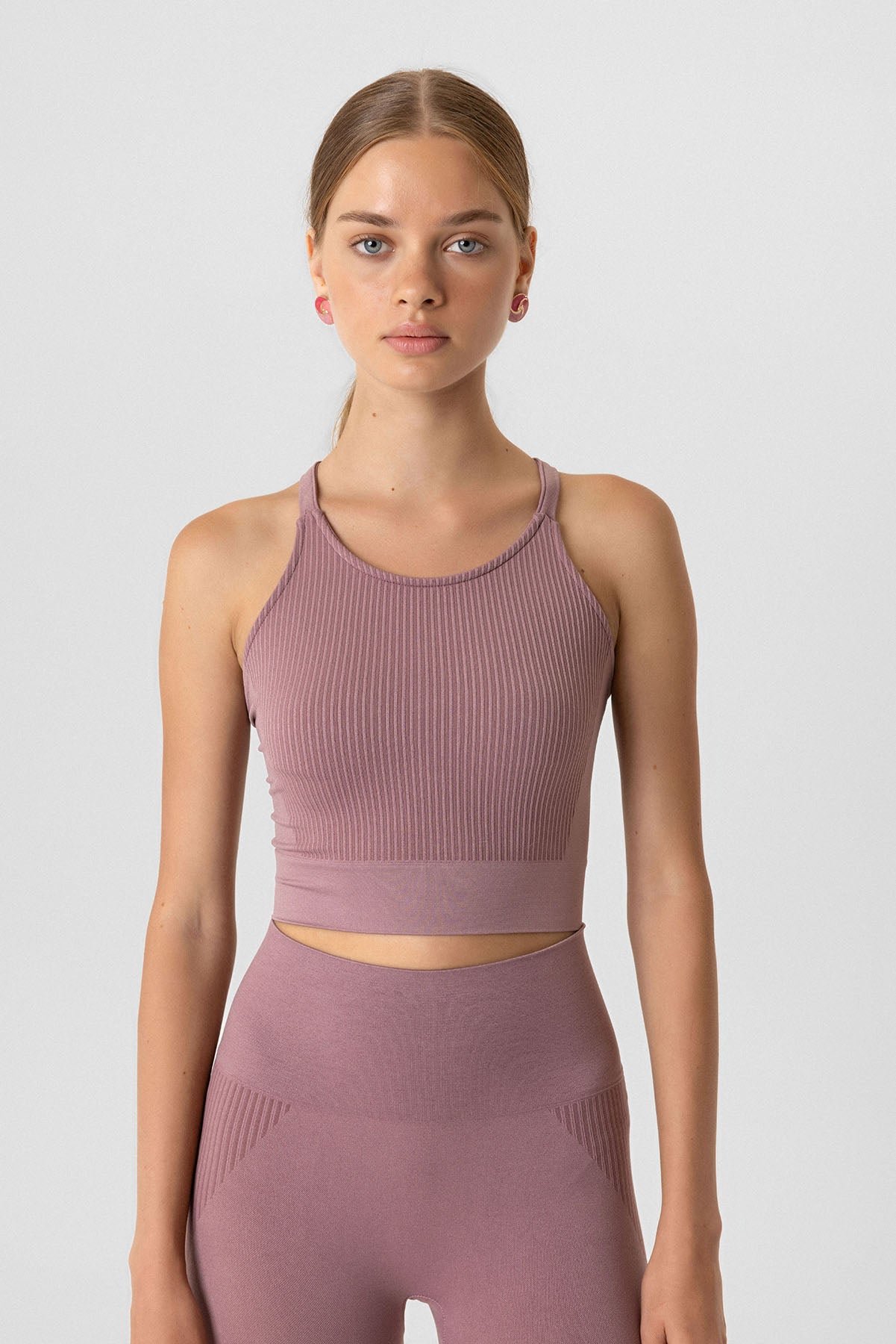 Nahtloses Crossbody-Crop-Top