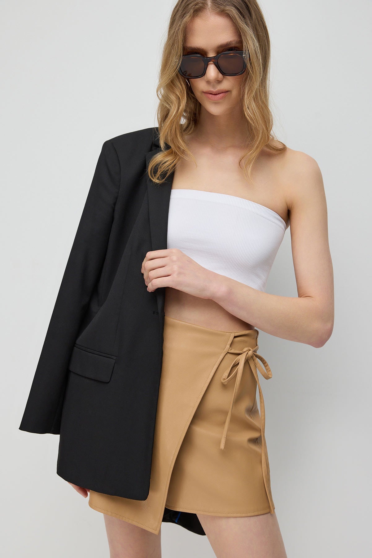 Trägerloses Crop-Top