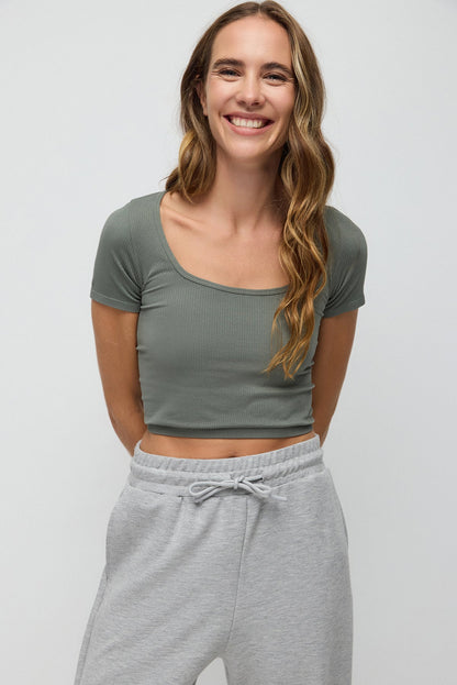 Kurzärmeliges Crop-Top