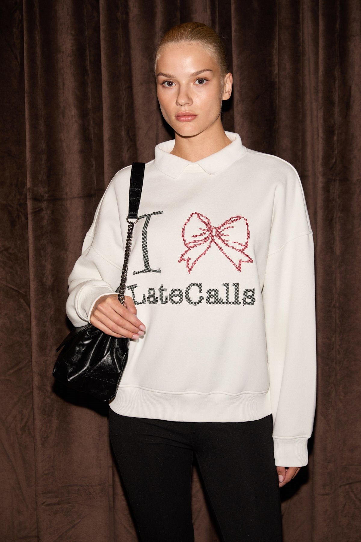 ETHIQUET SELFTEN Bestickt Polo-Sweatshirt Ecru