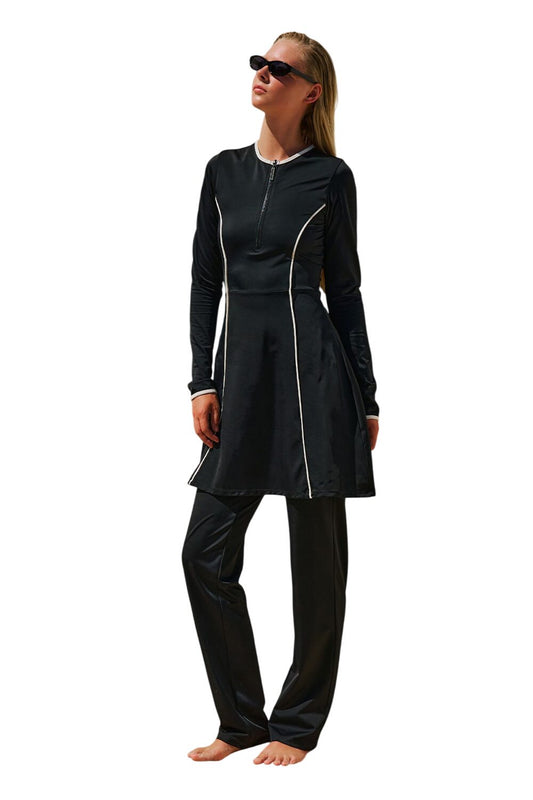 Gestreiftes Badekleid mit Details, schwarz