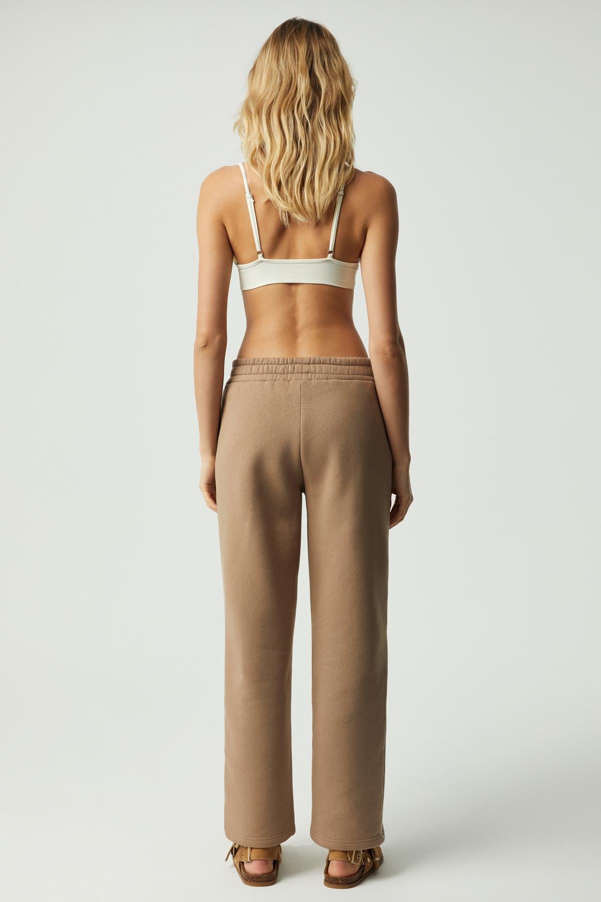 ETHIQUET SHARID Damen Weite Relaxed Hose Taupe
