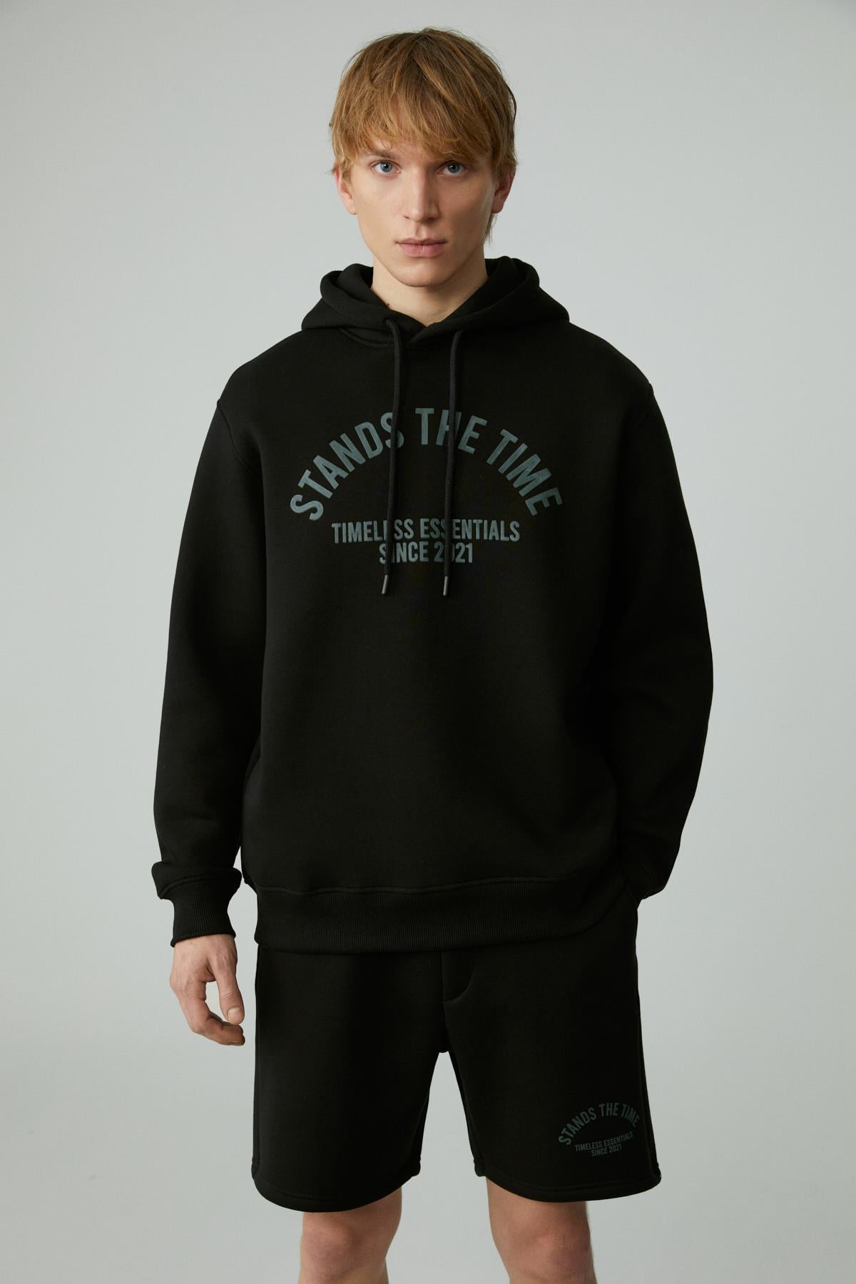 GRIMELANGE SHAW Herren Shorts mit Elastikbund Schwarz