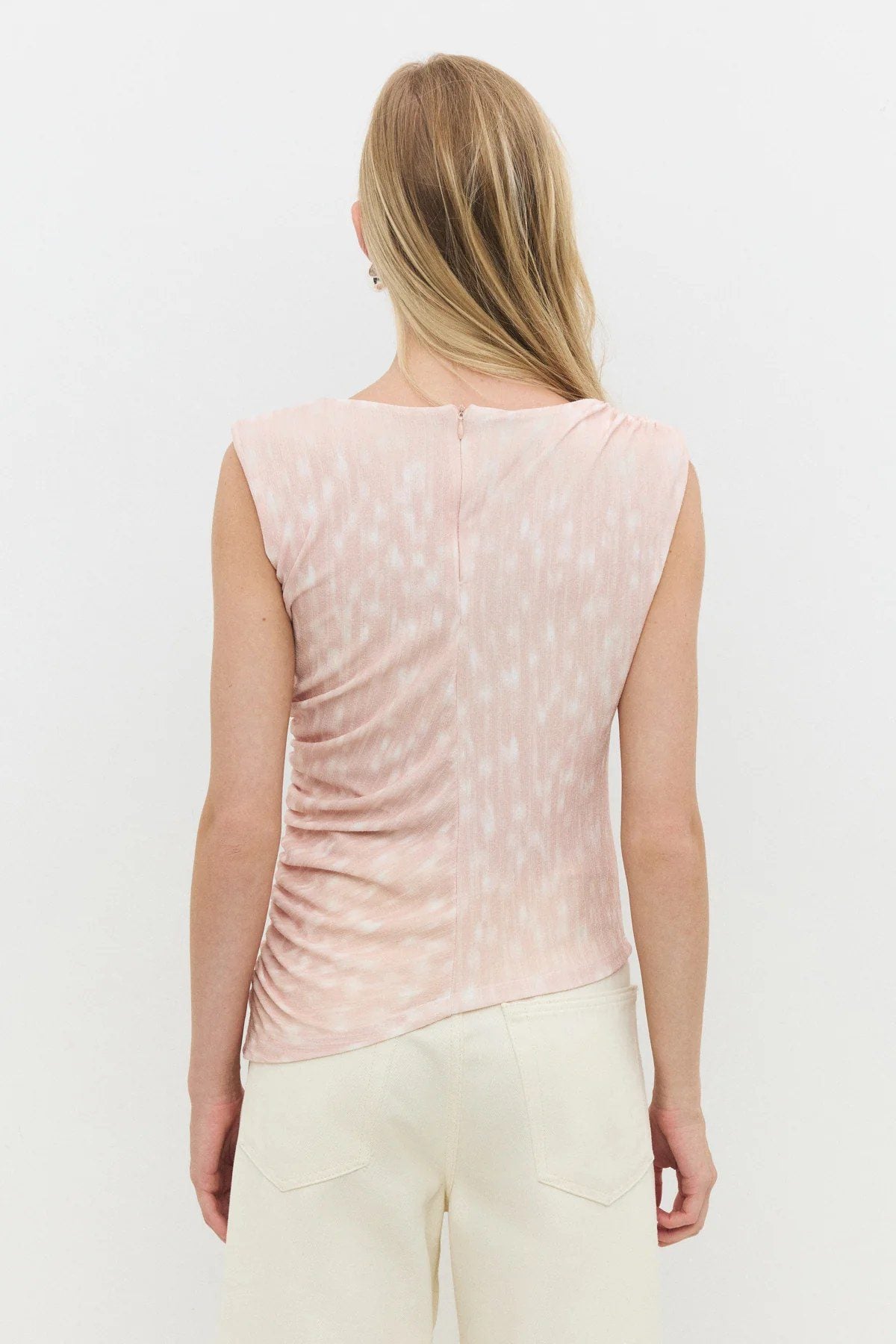 Asymmetrisches Top mit Raffung