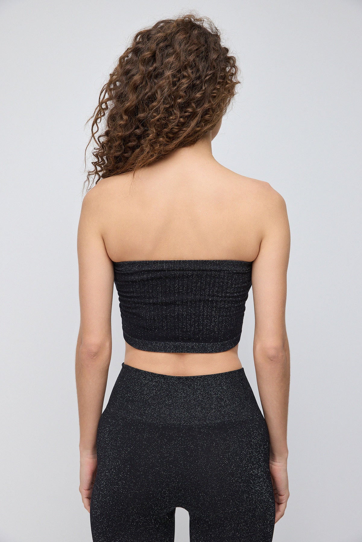 Nahtloses, glitzerndes Crop-Top