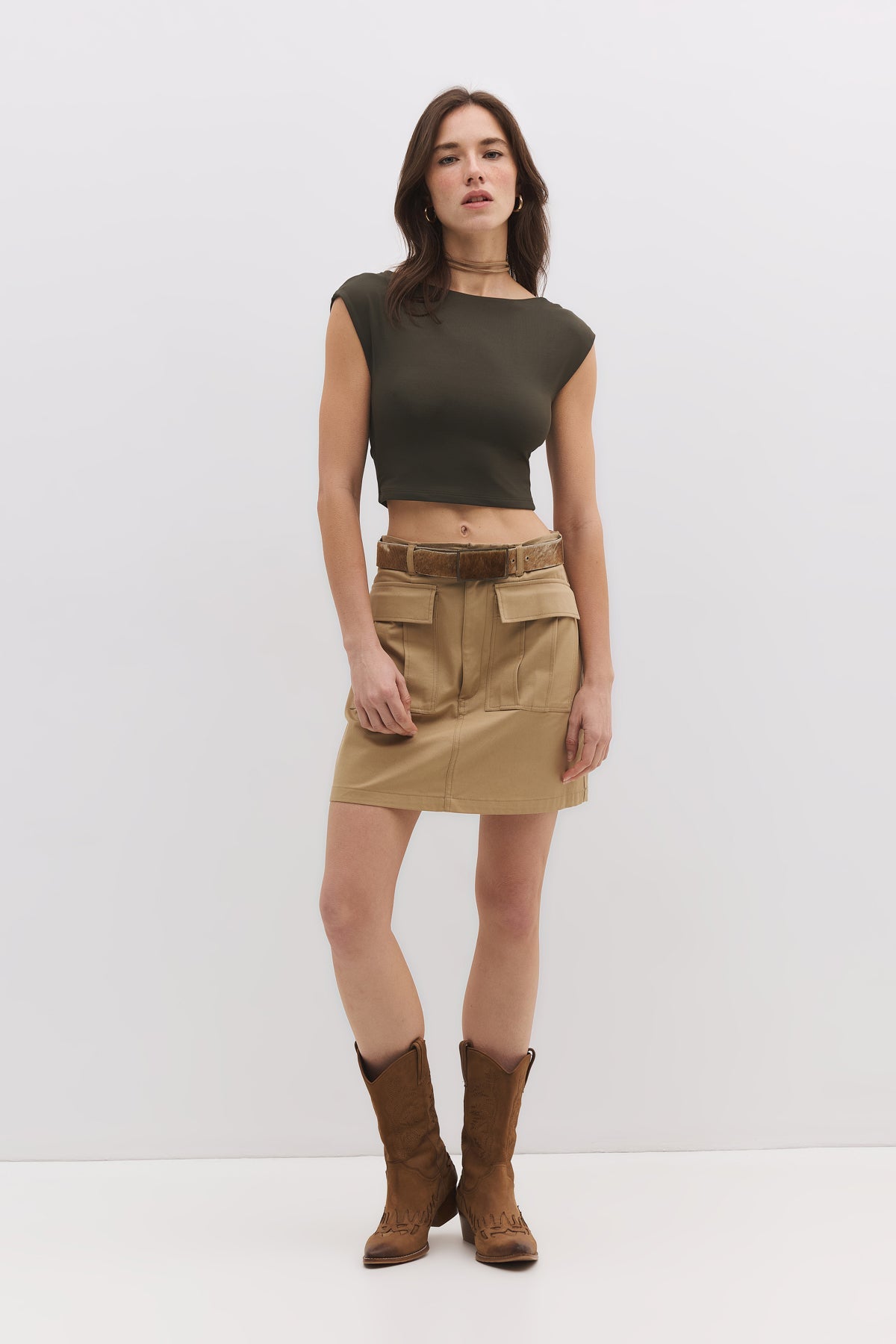 Rückenfreies Basic-Crop-Top