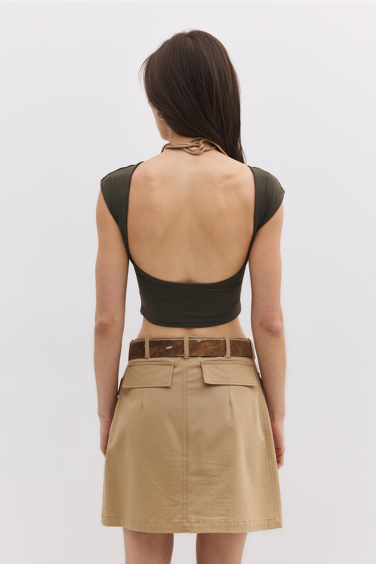 Rückenfreies Basic-Crop-Top