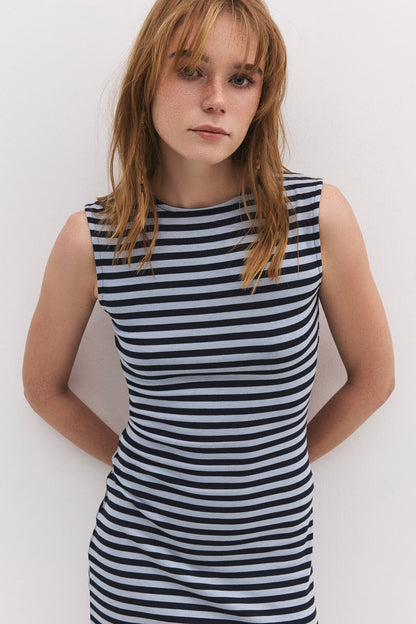 Gestreiftes Minikleid mit rückenfreiem Design