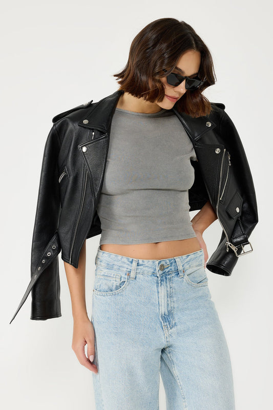 Rückenfreie Crop-Bluse